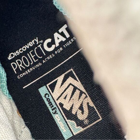 Vans x Discovery Channel Protect Tigers SK8 High Canvas Sneakers Black Kids 1 - Picture 12 of 14